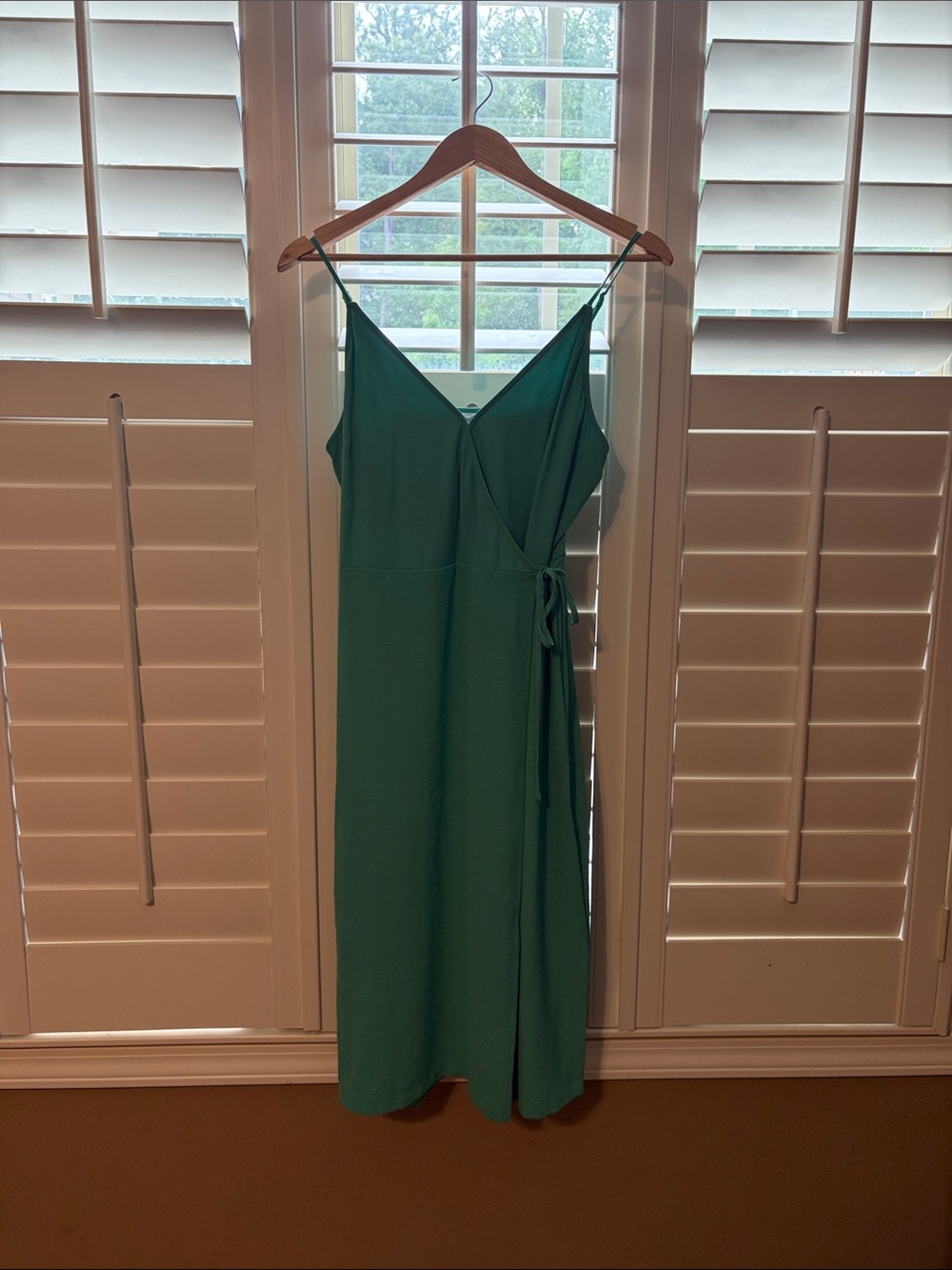Nine West Green Spaghetti-Strap Wrap Midi Dress